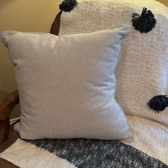 Decorative Blue/Cream Pillows (2) - Excellent Condition-Like New - Picture 3 of 7